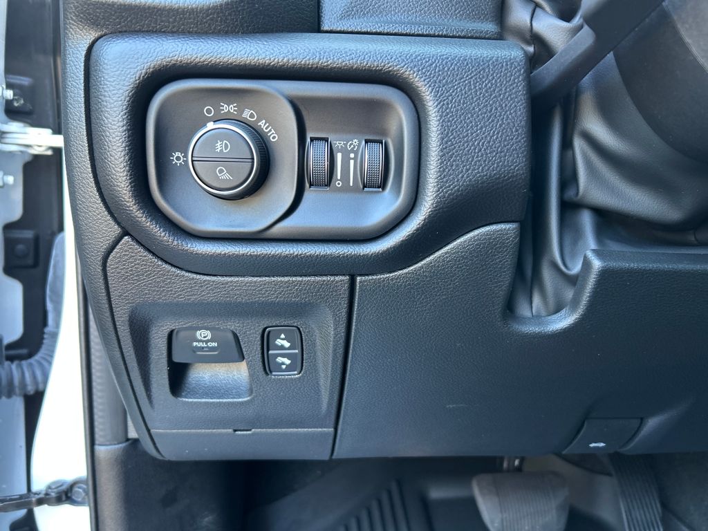 2022 Ram 1500 Laramie photo 19