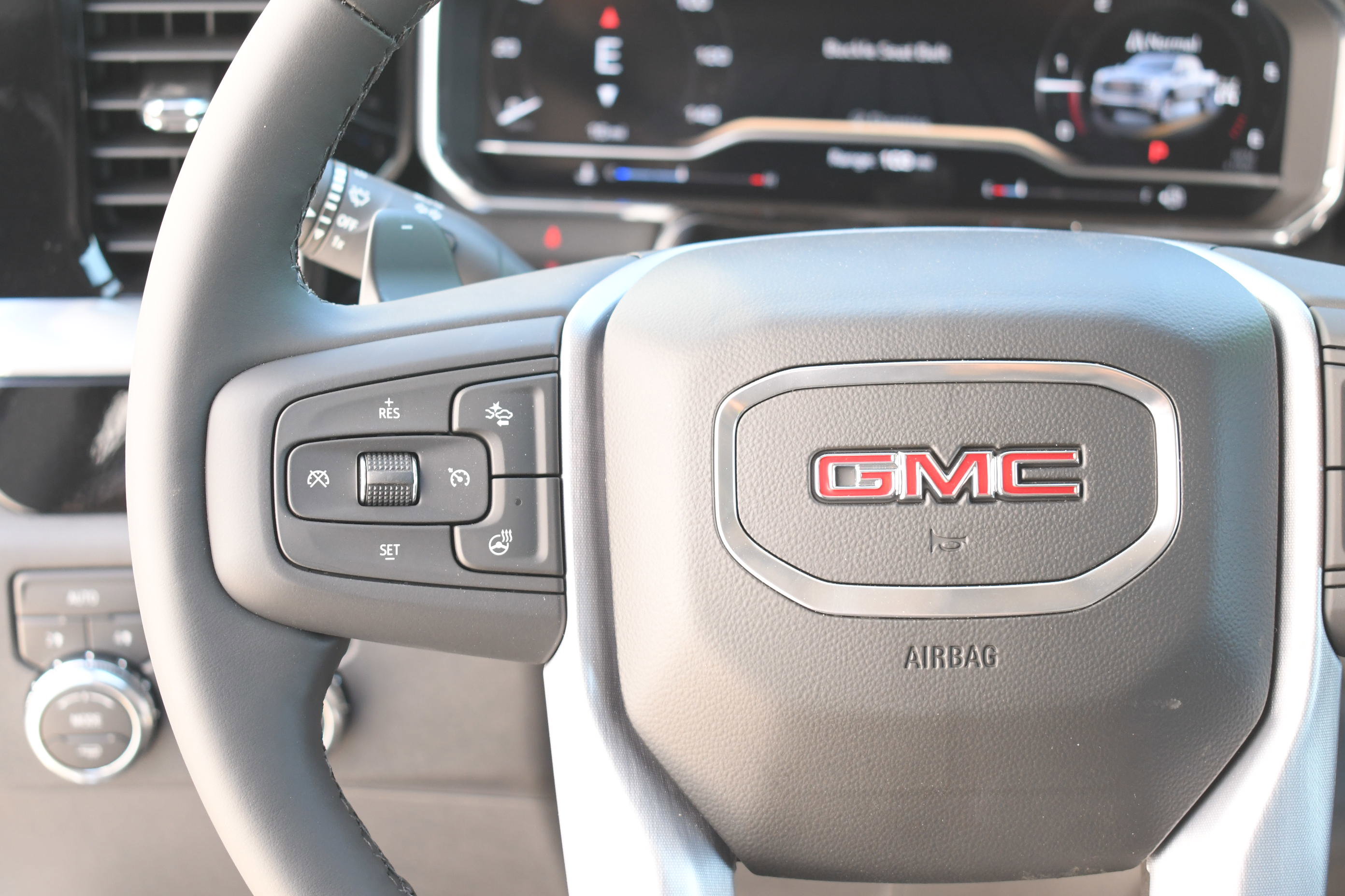 2025 Gmc Sierra 1500 SLT photo 25