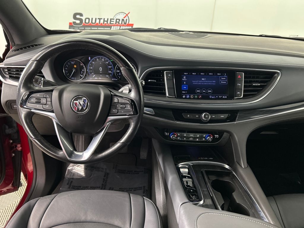 2024 Buick Enclave Premium photo 3