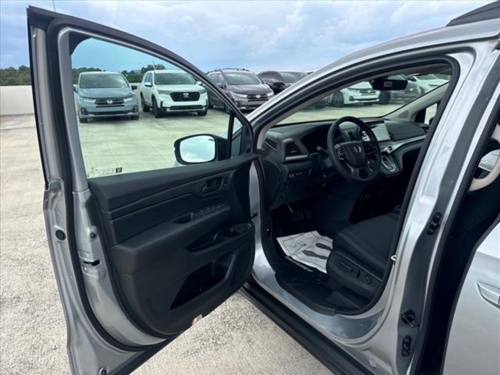2026 Honda Odyssey EX-L photo 16