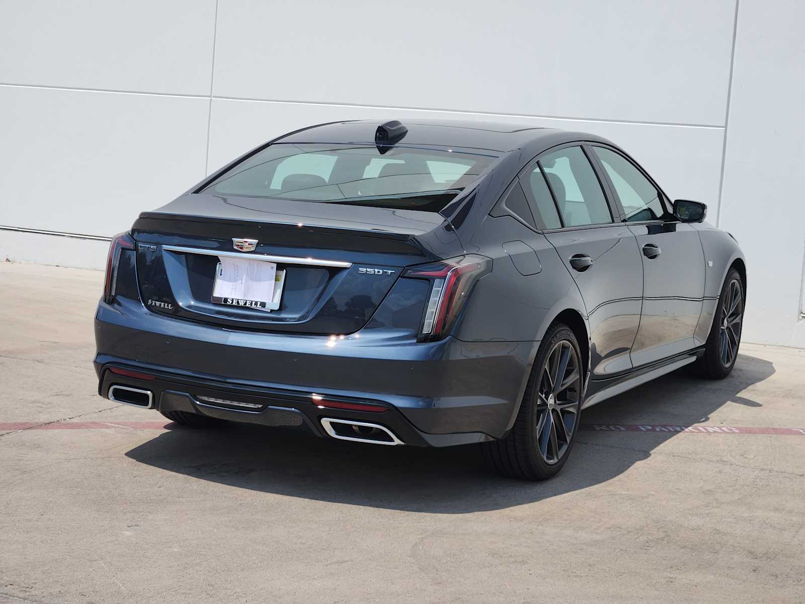 2025 Cadillac CT5 Sport photo 3