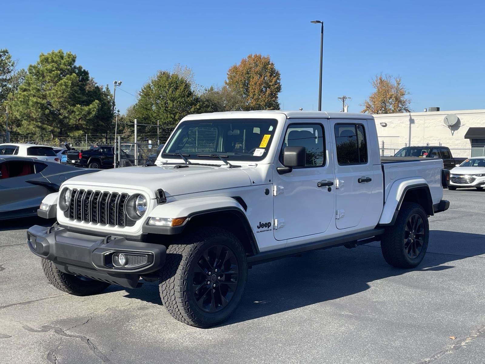 2024 Jeep Gladiator Sport photo 3