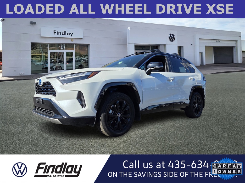 2022 Toyota RAV4 XSE's photo