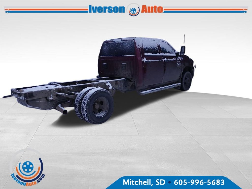 2018 Ram 3500 Tradesman photo 3