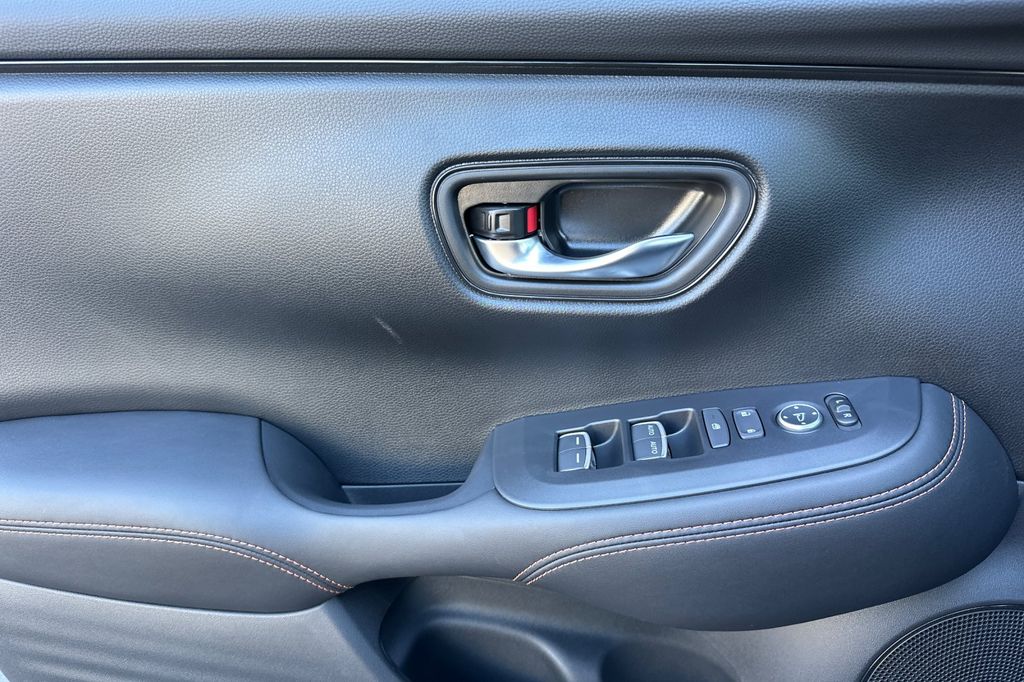 2026 Honda HR-V Sport photo 11