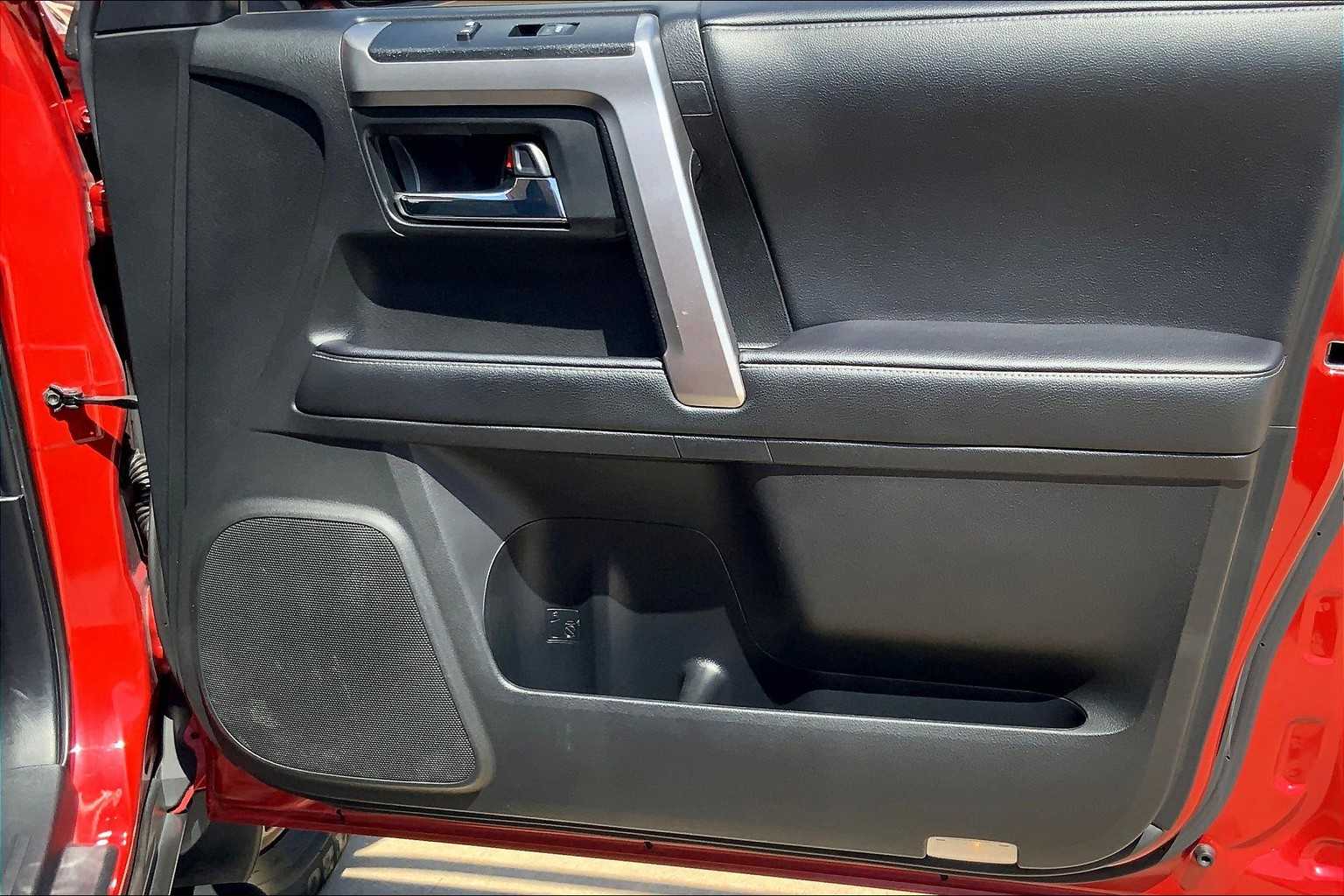 2021 Toyota 4Runner SR5 photo 21