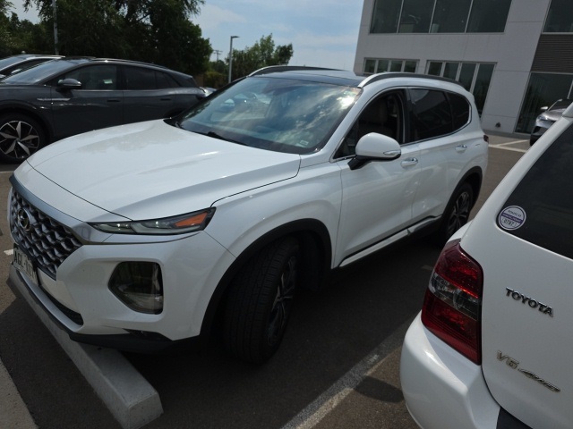 2020 Hyundai Santa Fe SEL photo 2