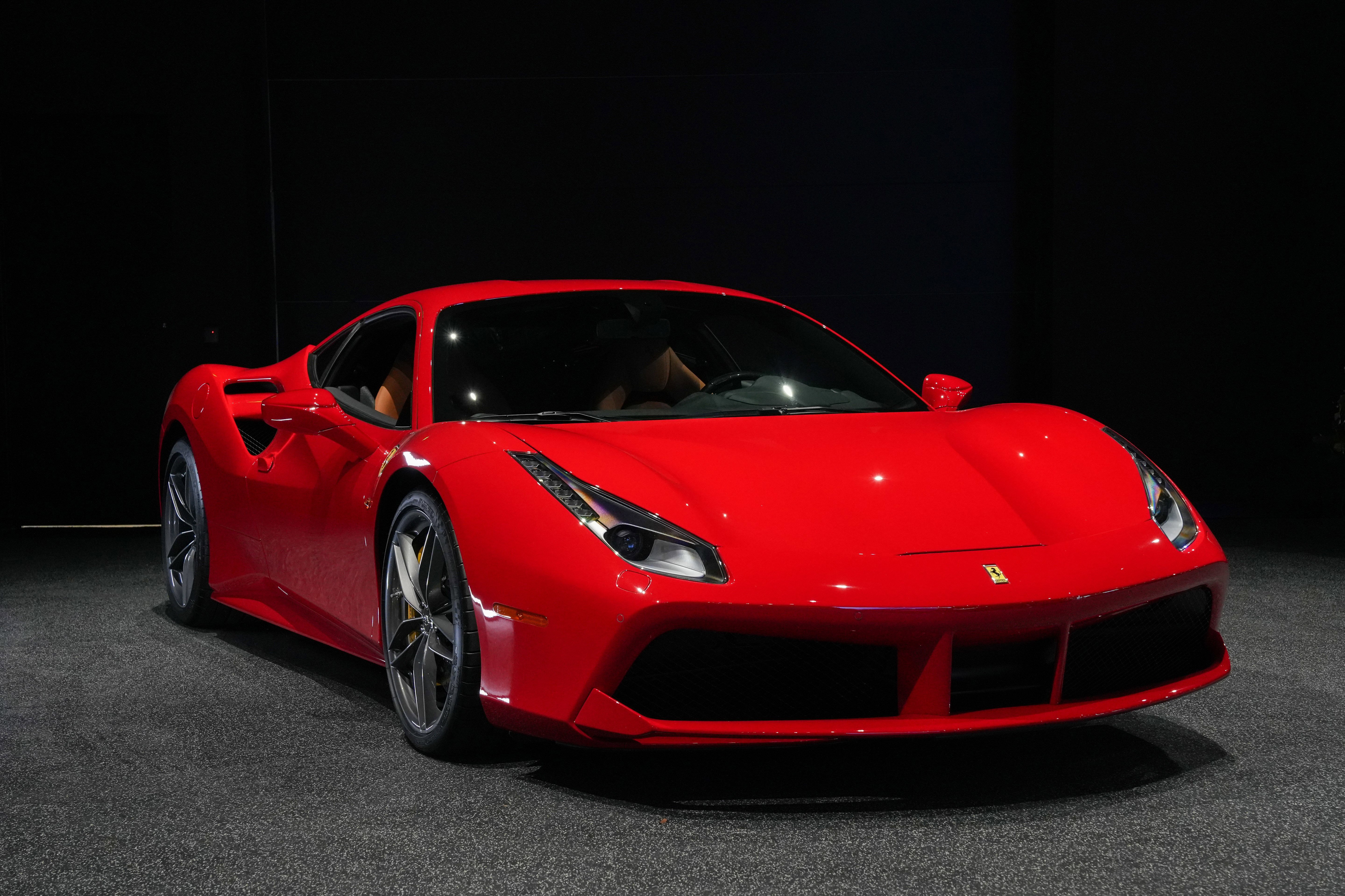2018 Ferrari 488 GTB Base's photo