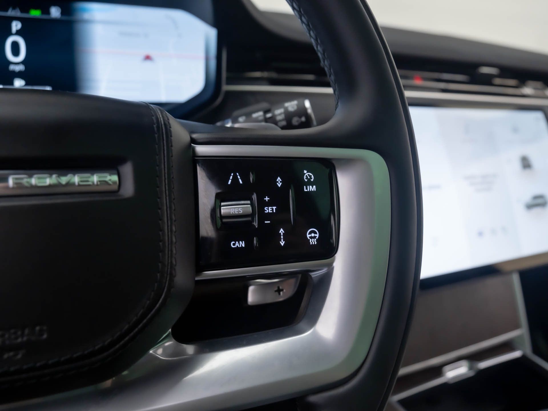 2025 Land Rover Range Rover SE photo 23