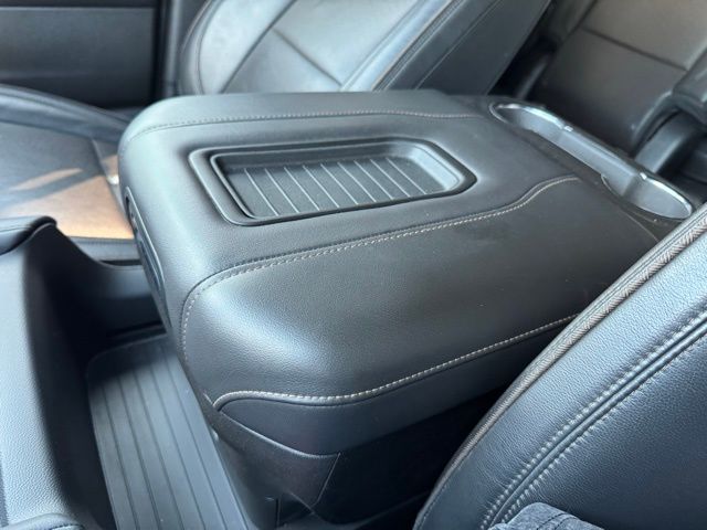 2021 Chevrolet Tahoe High Country photo 32