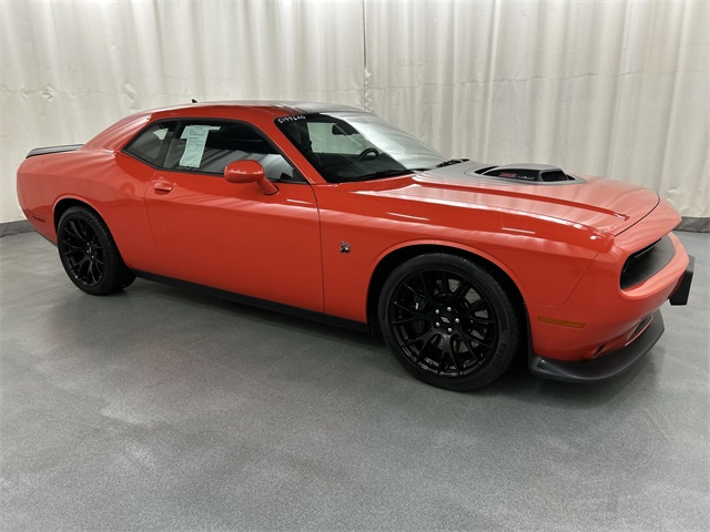 2017 Dodge Challenger Scat Pack's photo
