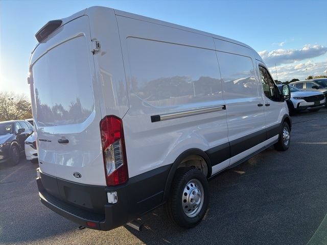 2026 Ford Transit Cargo Van photo 2