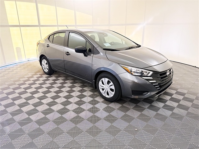 2025 Nissan Versa Sedan S's photo