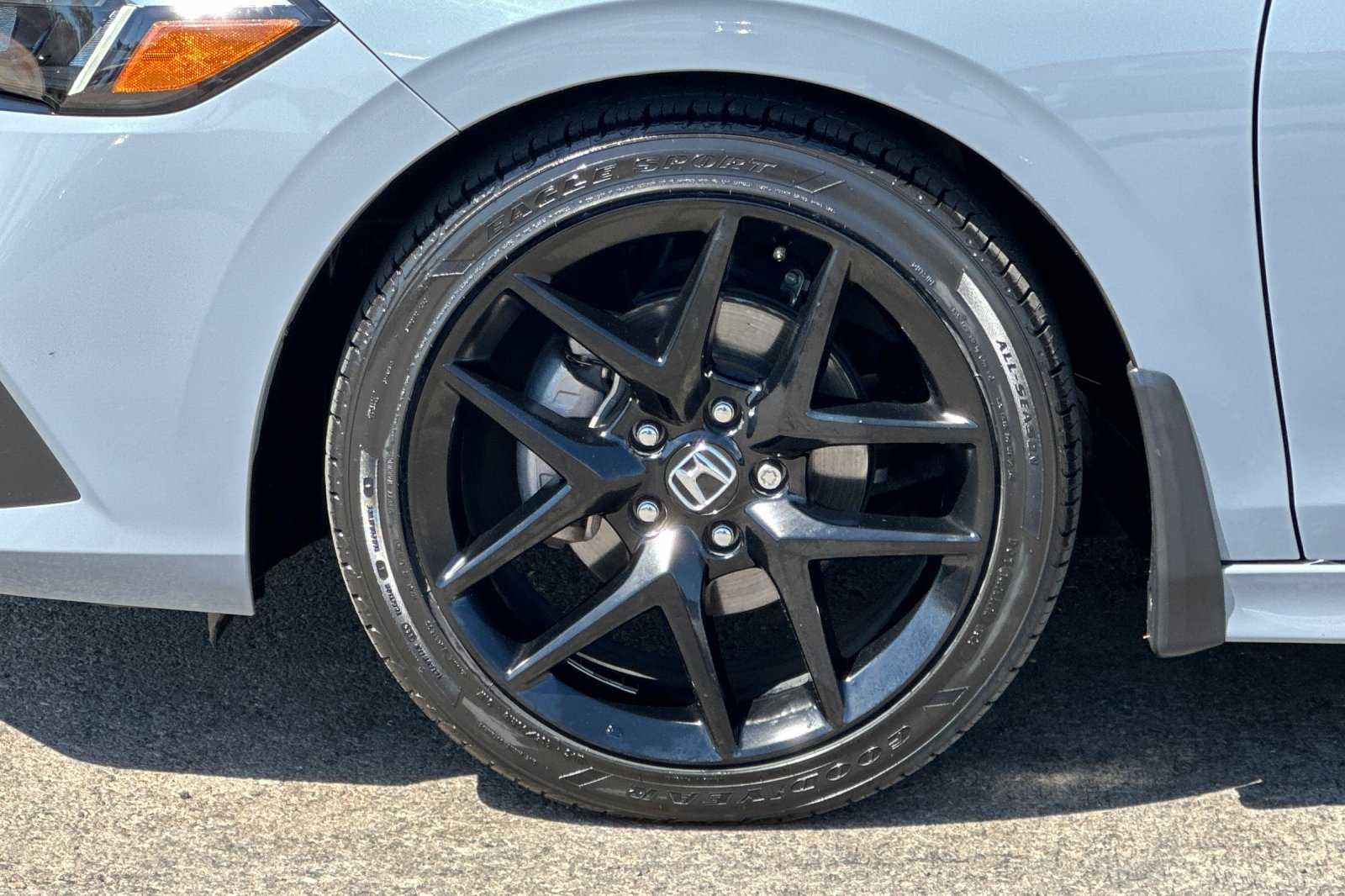 2022 Honda Civic Sport photo 25