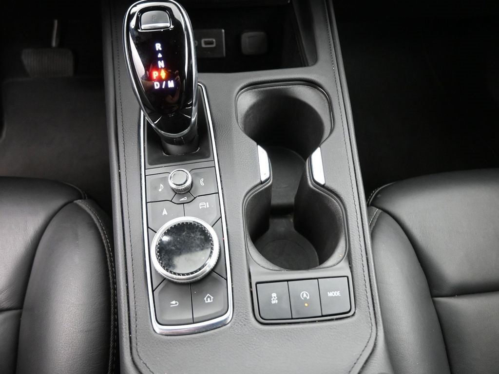 2024 Cadillac XT4 Premium Luxury photo 4