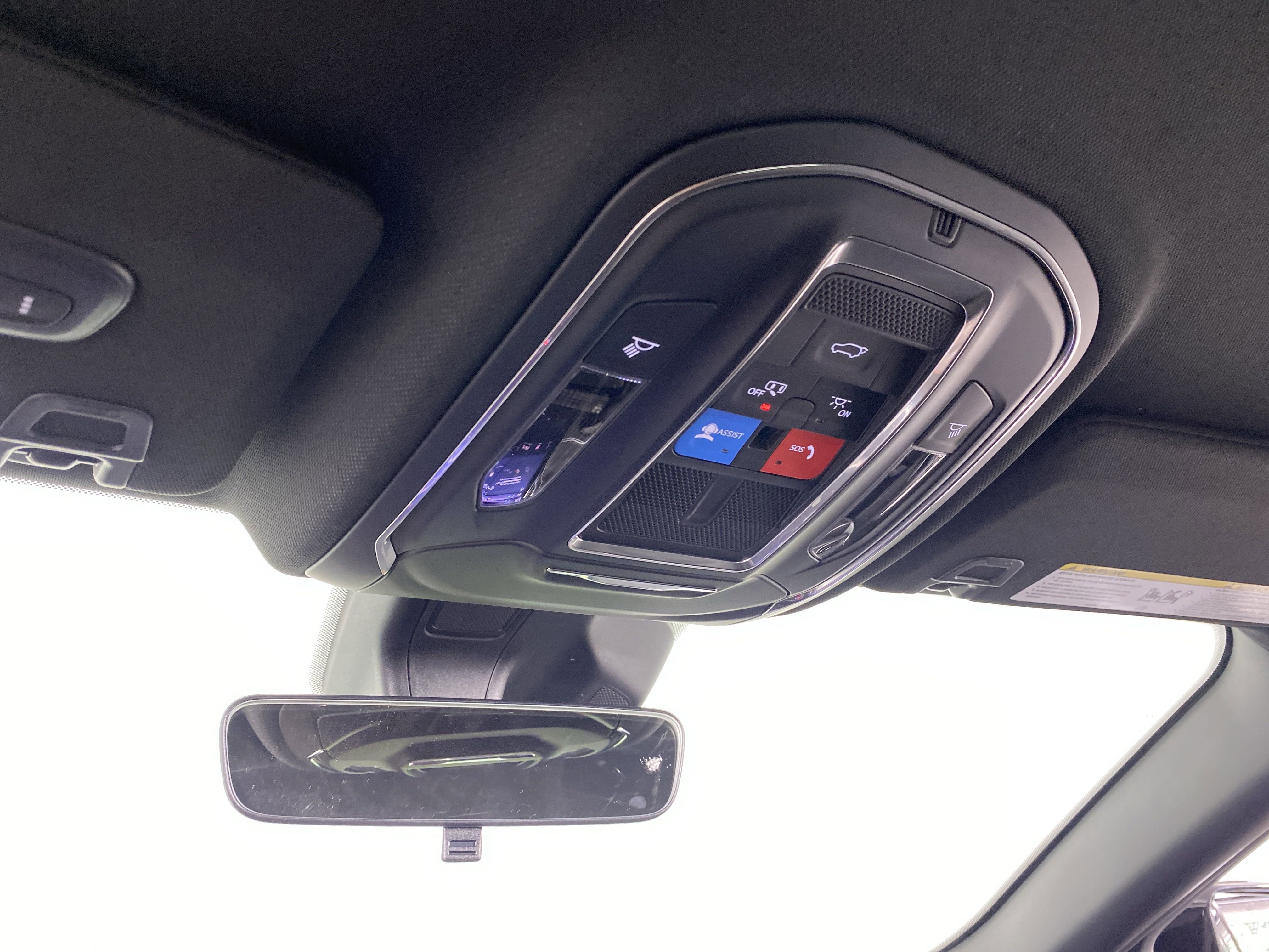 2025 Jeep Grand Cherokee Limited photo 8