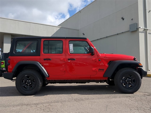 2025 Jeep Wrangler Sport photo 9