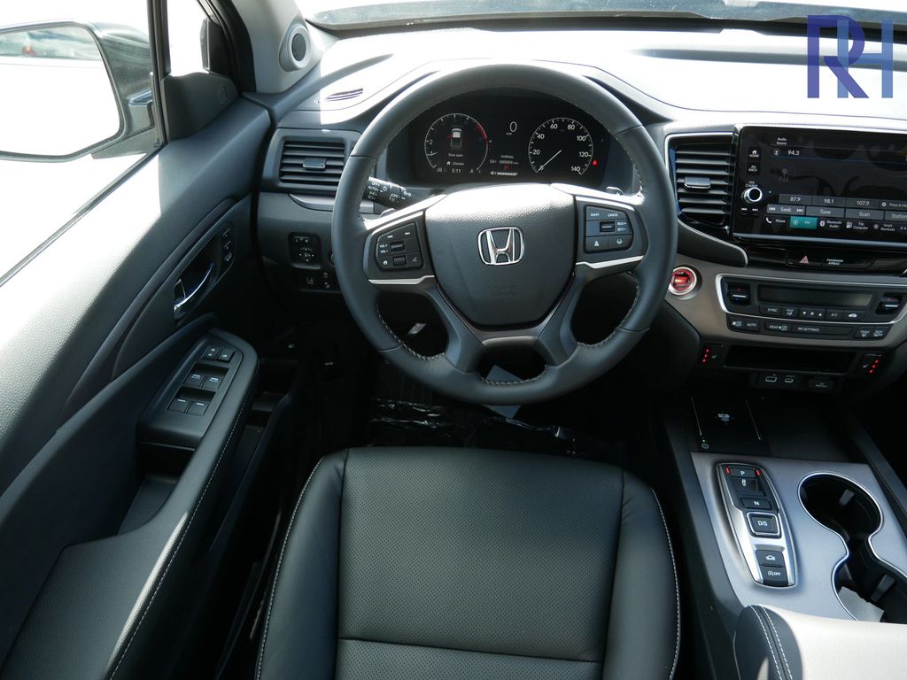2025 Honda Ridgeline RTL photo 5