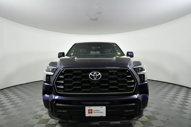 2023 Toyota Sequoia SR5 photo 6