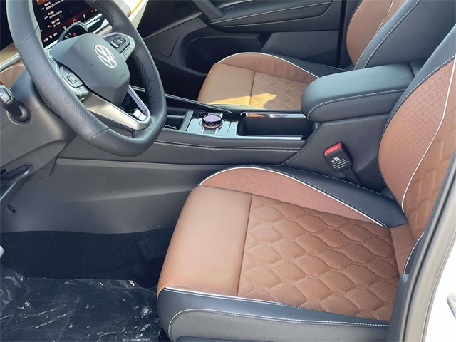 2025 Volkswagen Tiguan SEL R-Line Black photo 10