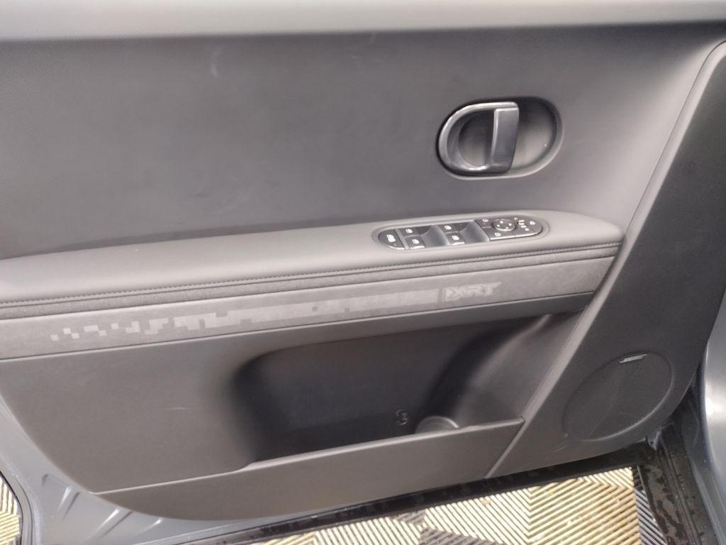 2025 Hyundai Ioniq 5 photo 15