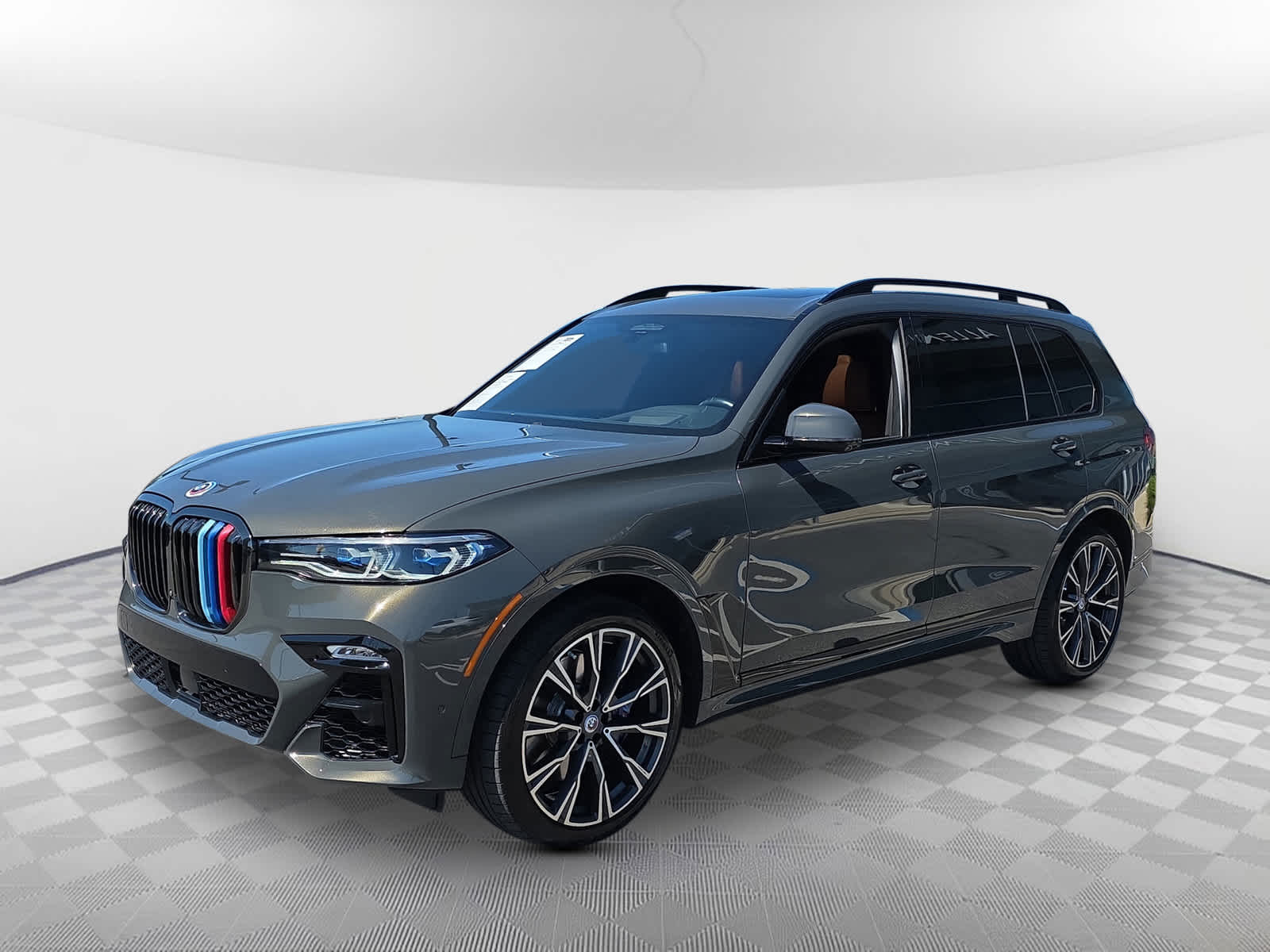 2022 Bmw X7 M50i photo 2