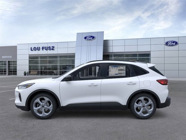 2026 Ford Escape ST-Line photo 3