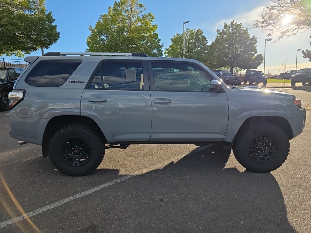 2017 Toyota 4Runner TRD Pro photo 7