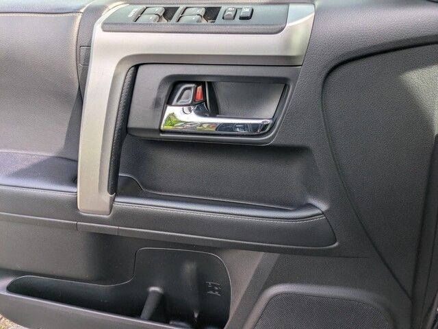 2023 Toyota 4Runner SR5 photo 23