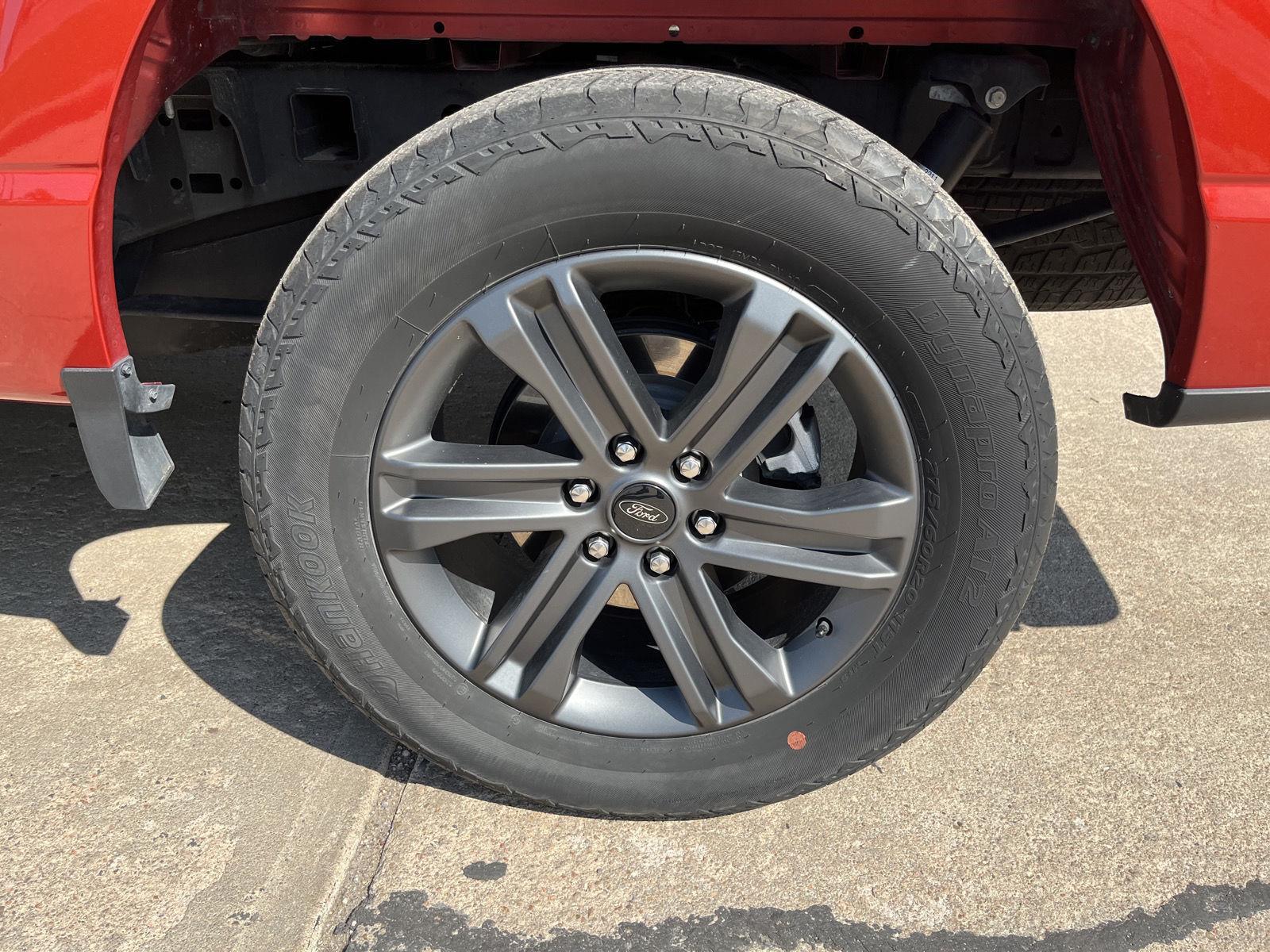 2023 Ford F-150 Lariat photo 11