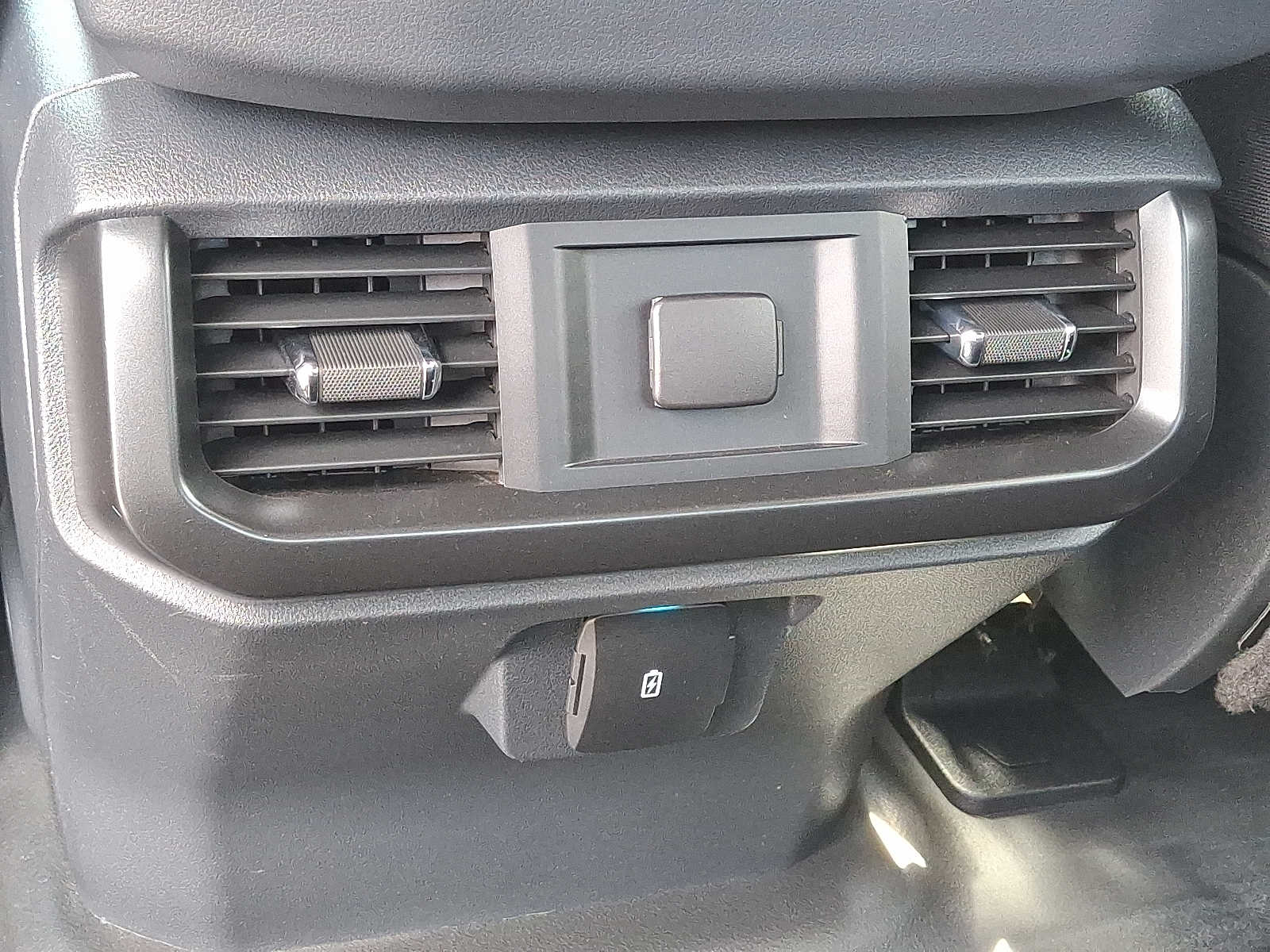 2022 Ford F-150 XL photo 11