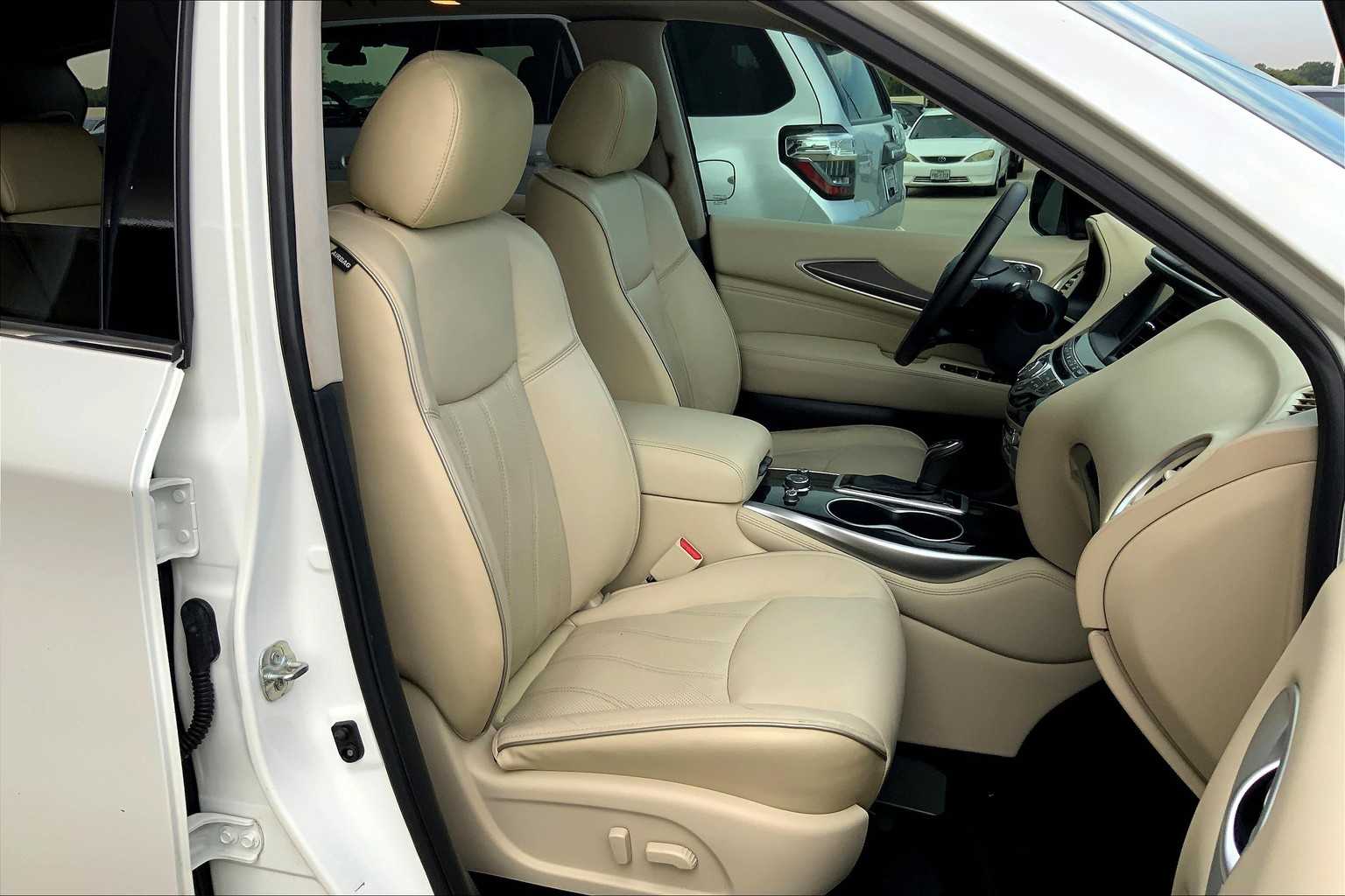 2018 Infiniti QX60 Plus Premium photo 7