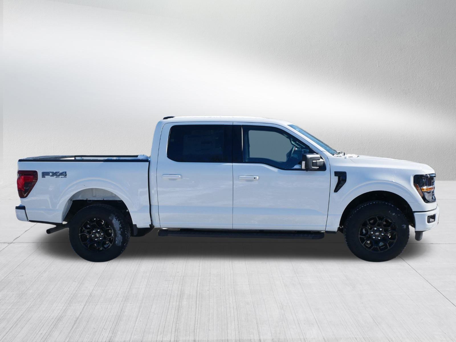 2024 Ford F-150 XLT photo 7