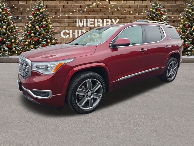 2017 GMC Acadia Denali's photo
