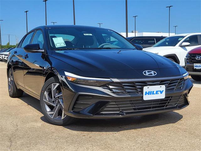 2025 Hyundai Elantra SEL