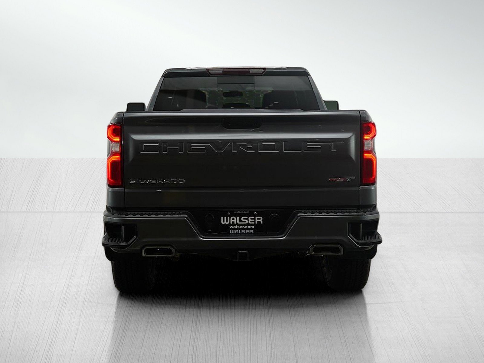 2021 Chevrolet Silverado RST photo 4