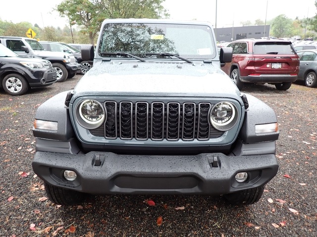 2025 Jeep Wrangler Sport S photo 9