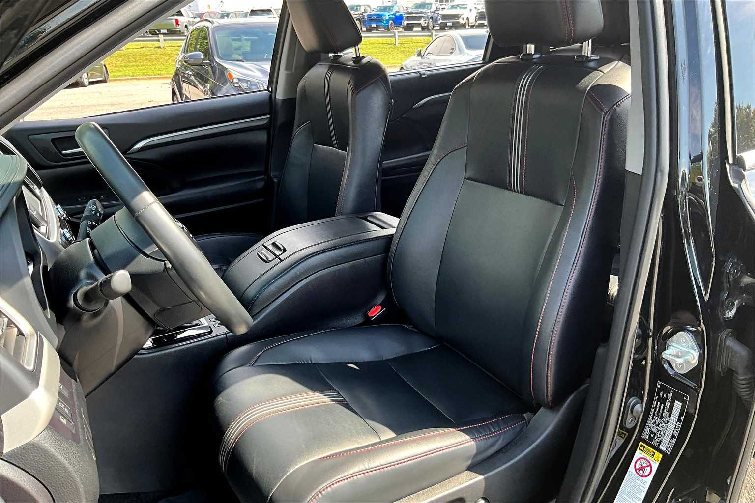 2019 Toyota Highlander SE photo 6