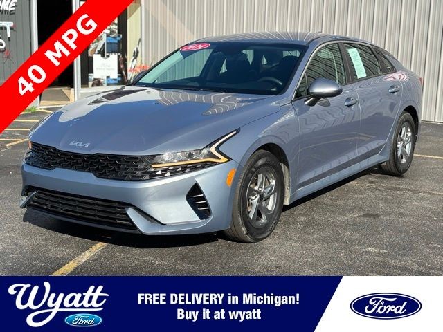 2024 Kia K5 LXS's photo