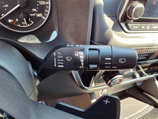 2023 Nissan Rogue SV photo 12