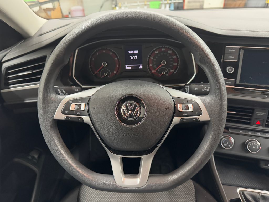 2021 Volkswagen Jetta 1.4T S photo 17