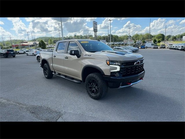 2023 Chevrolet Silverado 1500 ZR2 photo 2
