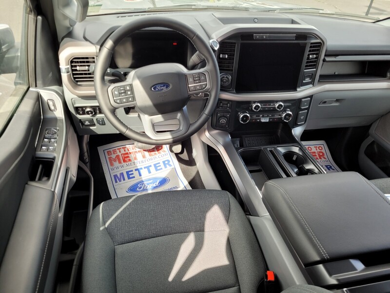 2025 Ford F-150 XLT photo 7
