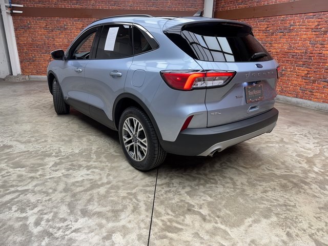 2022 Ford Escape SEL photo 3
