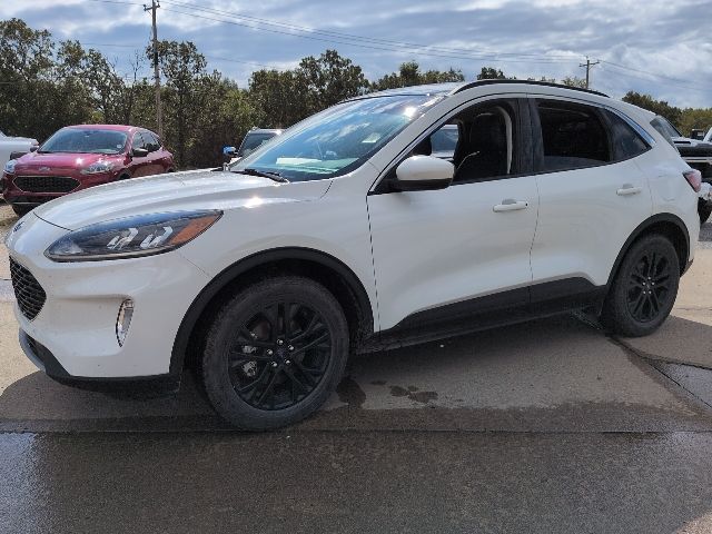 2022 Ford Escape SEL photo 3