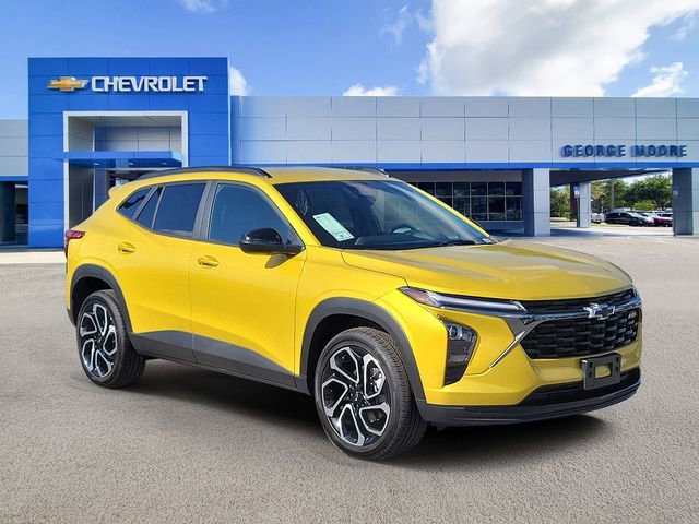 2025 Chevrolet Trax RS's photo