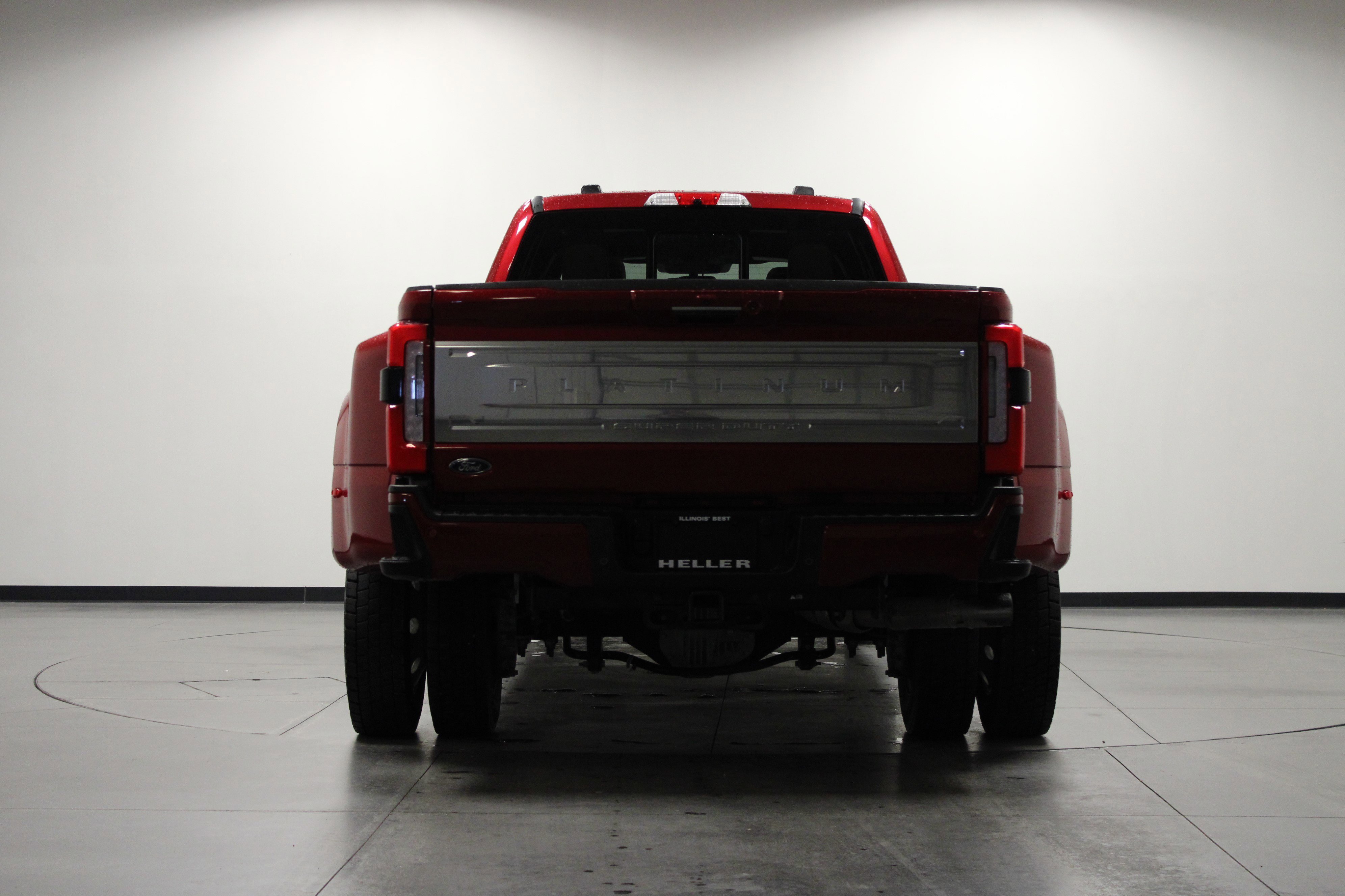 2024 Ford F-450 Platinum photo 4