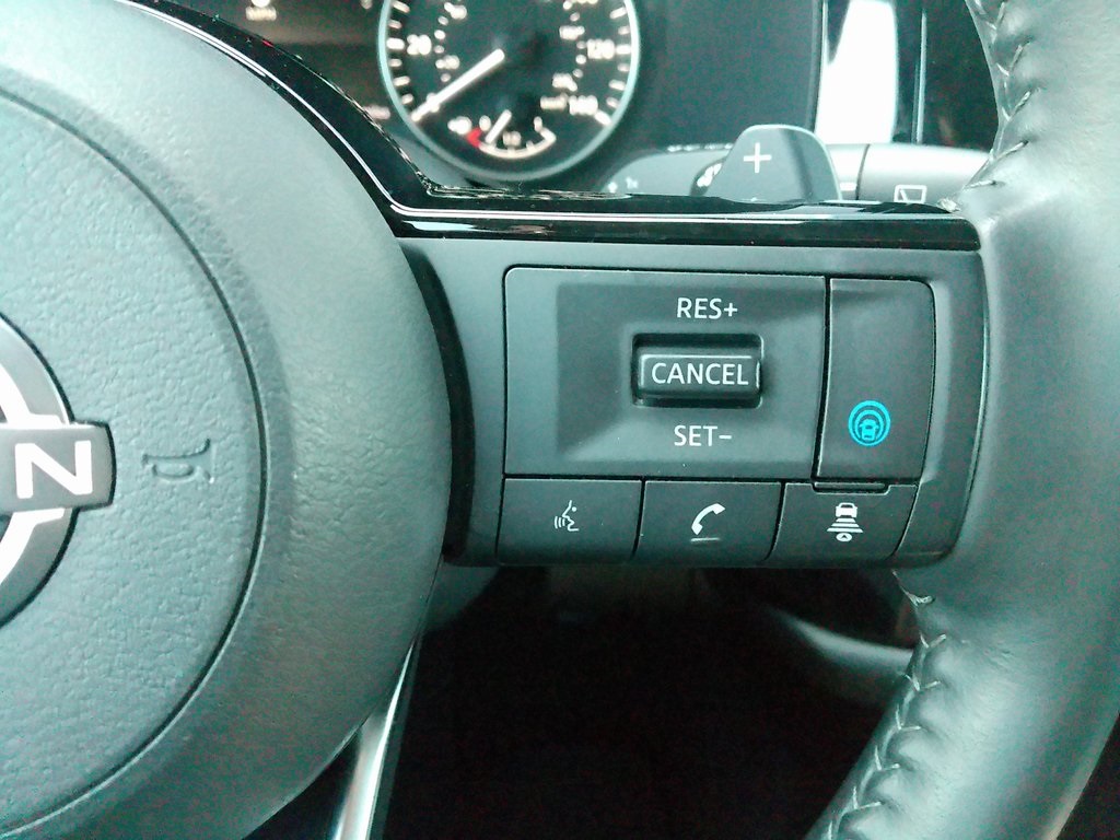 2023 Nissan Pathfinder SV photo 34
