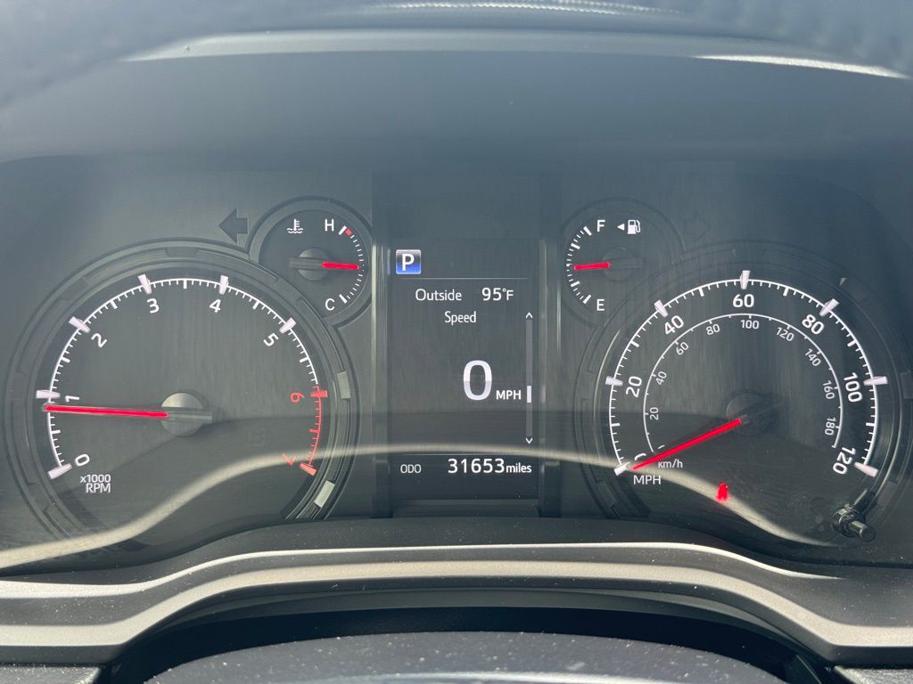 2024 Toyota 4Runner SR5 photo 26