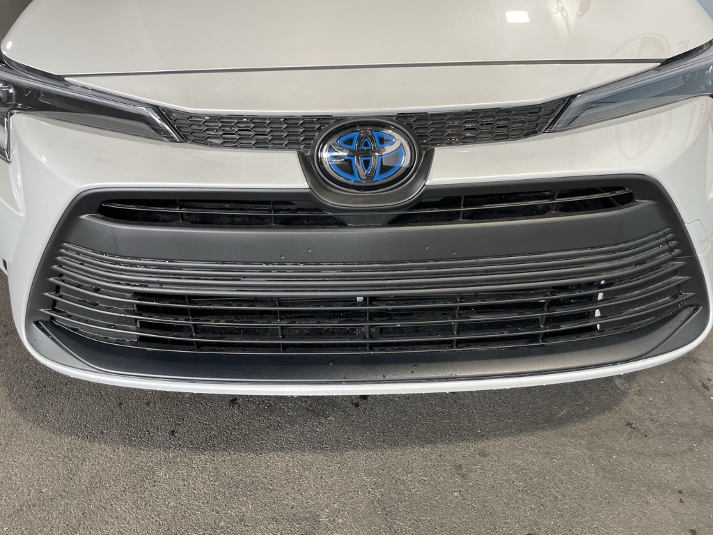 2024 Toyota Corolla Hybrid photo 8